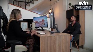 Fred Nunex,JULIANA ROSE - ESCORT CONTRACT BUT SHE HAS TO PASS THE TASTY TEST OF LEAVING ME FULL OF MILK - JULIANA ROSE-1