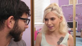 Reality Junkies - Kiara Cole - Blonde-1