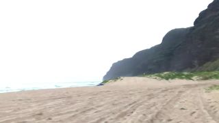 G09793 Teens Fuck Raw On Public Beach-0