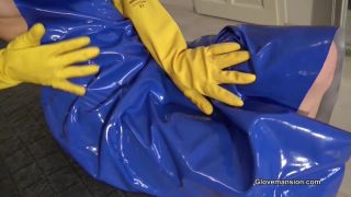 video 4 GloveMansion - Nesty plays with yellow rubber gloves - femdom pov - masturbation porn porno blondes double-3