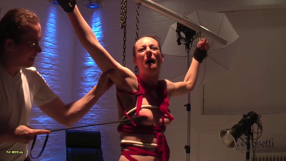 Ronny Rosetti - Spanking und peitsche - Gundula - Pervers wird gefesselt 720P - Germany