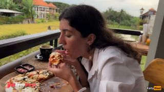 [GetFreeDays.com] Eating pizza with cum on my face in a public cafe Adult Stream October 2022-5