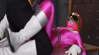 [WarAnLov.com] SPSE-32 Heroine in a pinch SP ~Super Sentai Shield Five Shield Pink trapped in the world of textbooks~-021-2