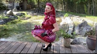 FetiliciousFans SiteRipPt 2Summer Garden Drinks-5