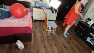 HairyMaid - Brünette tanzt nackt durchs Haus.-8