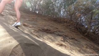 Walking On The Dunes 1080p-8