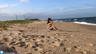 PHEmanuelly RaquelPUBLIC BEACH VOYEUR- Micro Bikini Jerk Off Inscrution Joi Portugues - 720p-0