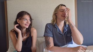 Slumber Party Footjob – Iwantblondi, Josie Jo.-1