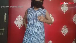 Naughty Desi Pallavi Shows Off Nipples in Close-Up Solo homemade-2