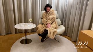 Miss - Doertie - Loser Life Crush - Du hängst in Fetzen 1080P - Mdh-1