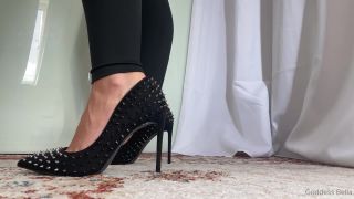 Goddess Bella - thecruelmistress () Thecruelmistress - min heel worship 11-10-2021-5