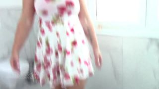 adult clip 46 Fitness-Maus - Sperma-Face - Das neue Botox fuer versaute Bitches  | porn | femdom porn brand new amateurs-2