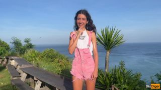 Sex On A Tropical Island With A Beautiful View (Hot Babes) Katty West-1