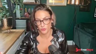 [GetFreeDays.com] Establishing Limits in BDSM - QA Livestream with Countess Diamond Sex Leak December 2022-8