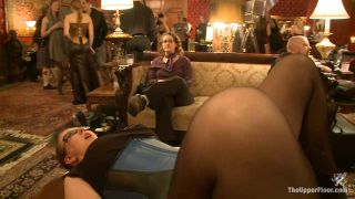 490 - Art Unveiled.-2