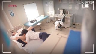 Reducing Mosaic MVSD-643 クリトリスが異常なほど敏感なワタシは… 保健の先生に毎日毎日コンプレックスのクリトリスをもてあそばれおかしくなるくらい何度も何度もお漏らしイキしてしまいました。 松井日奈子-2