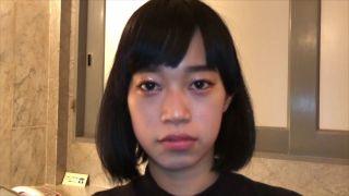 FC2-PPV-4779150 さゆり19歳・顔射_1。クール系なのに笑顔が可愛すぎる小松菜奈系の黒髪ちゃんが「おと●さん、顔射されるところ見ててね」とカメラ目線顔射される一部始終（046）-6