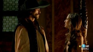 Eszter Tompa, Natasha Yarovenko – Las aventuras del capitan Alatriste s01e01 (2015) HD 720p!!!-5