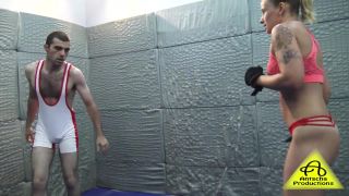 7368 Mistress Anette - Anette Beatdown King Of Pain-3