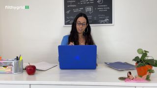 Selena Ryan - See Me After Class For Gas - Femdom-1