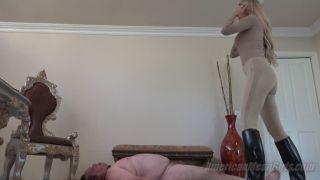 American Mean Girls Brooke - Kick And Trample On Ponyboy -0