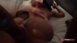Thick ebony from hair salon comes over to watch a movie and chill-5