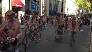 Philadelphia_Naked_Bike_Ride_2017_PART_3_OF_4-4