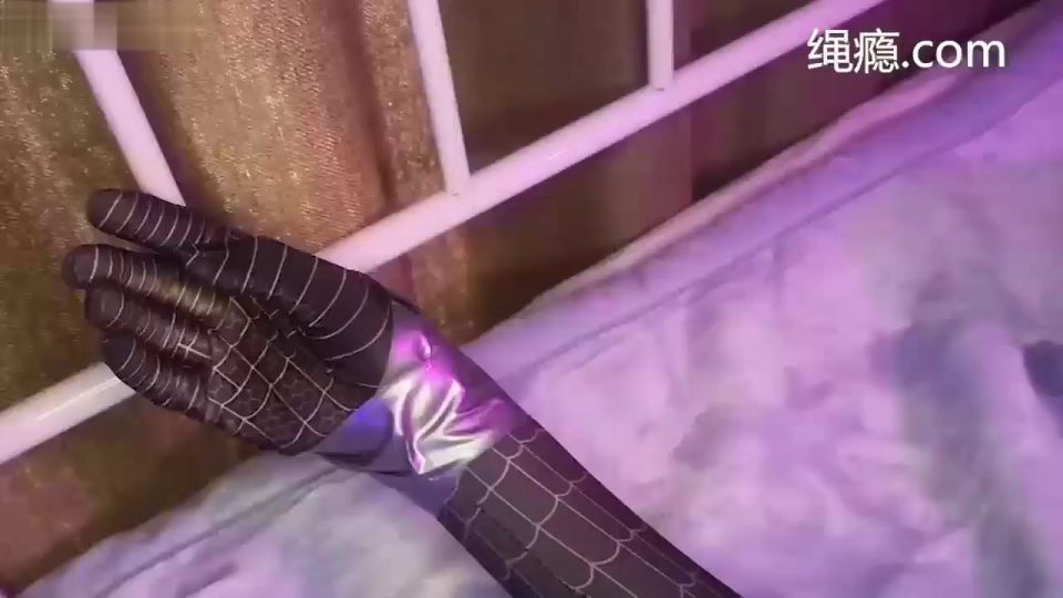 Swimsuit Girl Put On Spiderman.