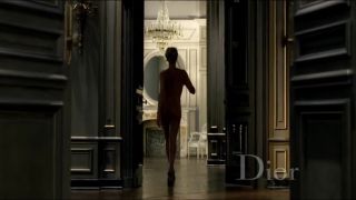 Charlize Theron – Anuncio J&#039;adore- Dior Perfume Commercial (2011) HD 720p!!!-6