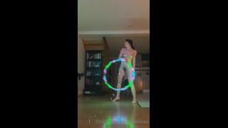 Ravenivee () - back into hula hooping i love hooping with my led hoop its magical song random 24-09-2020-1