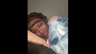 Amateur porn Ellie Leen OnlyFans  Video Teases Sexy Lingerie Action Ellieleen1-3