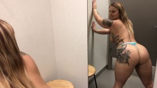 [K2S.CLUB] Chandler Knight - PUBLIC PAWG RIDES DILDO IN DRESSING ROOM - FullHD 1080P-1