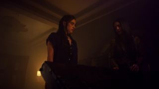 Ela Velden, Giselle Kuri, Fatima Molina - Diablero s02e01-06 (2020) HD 1080p!!!-4