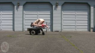 House of Gord16 01 08 Natalie Minx On The RC Pussymobile (Scene)-8