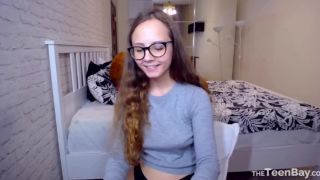 Chaturbate – MiaSunnyy – Nerdy Nextdoor Teen Masterbates on Webcam!!!-5