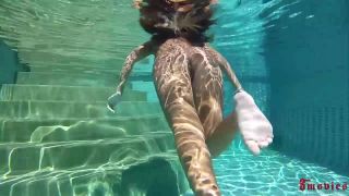 Holly Taylor Water World Underwater  Sex-1