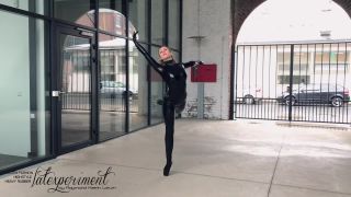 Imogen Roudine – LATEXPERIENT – FULL HD/1080p/MP4 - Latex teasing-1