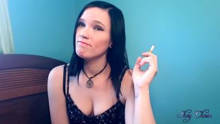 Shay Chase - Smoking And Tinder Stories - Smoking-2