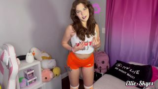 Ellie SkyesHow Could My Brother Do That To Me-175745-3