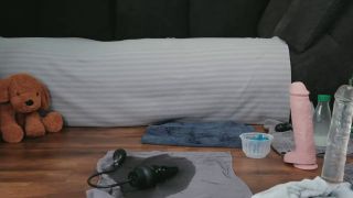 Anal Cum Extravaganza: Naughtyannalee's Squirt Rain Showdown-9