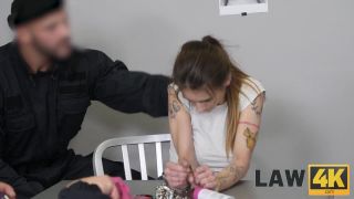 Video Teenage Damsel Adelle Unicorn Steals A Shampoo In The Market ...-4