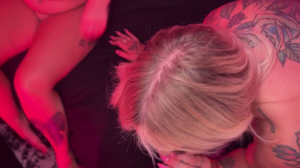 [K2S.CLUB] Elana Bunnz And Kali Roses - Double Tatted Blonde PAWG Threesome For Big Dick Dealer Don - FullHD 1080P