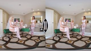 Bianca Burke, Kenzie Taylor, Kit Mercer - - Gorgeous brid...-1