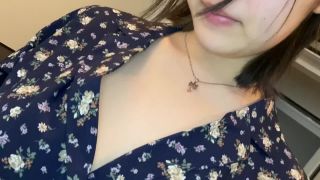 FC2 PPV 2287557 【ランキング1位】こはる18歳・生・顔射。のん（能年玲奈）似の黒髪ピュア童顔KODOMOが決心の初援交！アイドルフェイスからのカメラ目線が止まらない！【町田足土の絶対素人】（093） - JAV-2