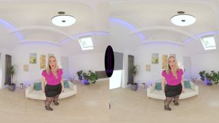 [K2S.CLUB] The English Mansion - Miss Eve Harper - Dick Pic Humiliation VR - 4K 1920P-2