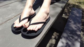 Footfetish Dee's Watermelon Pedicure At The Park - Foot Fetish-1