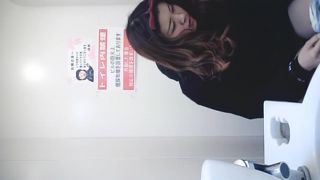 End of month limited price Convenience store toilet beautiful sister 04 10 15299181 on voyeur -0