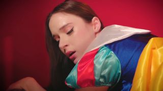 Milf Bianca Beauchamp & Teen Hazel in Snow White XXX Parody-4