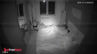 [Sleeping.Porn] Family sleeping in the warm bed bedroom hidden video-9