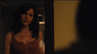 Carla Gugino, Elena Anaya - Jett s01e03 (2019) HD 1080p!!!-3